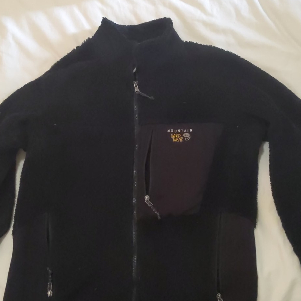 Mountain hardware jacket